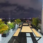Riversidehome Nearairport/Netflix/Chill/Terrace